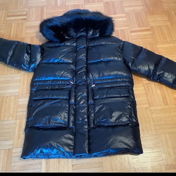 Adidas Original Women's PUFFED DETACHABLE LONG FUR HODEED JACKET. Color Black - Picture 3 of 5